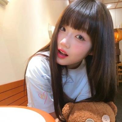 拉．拉